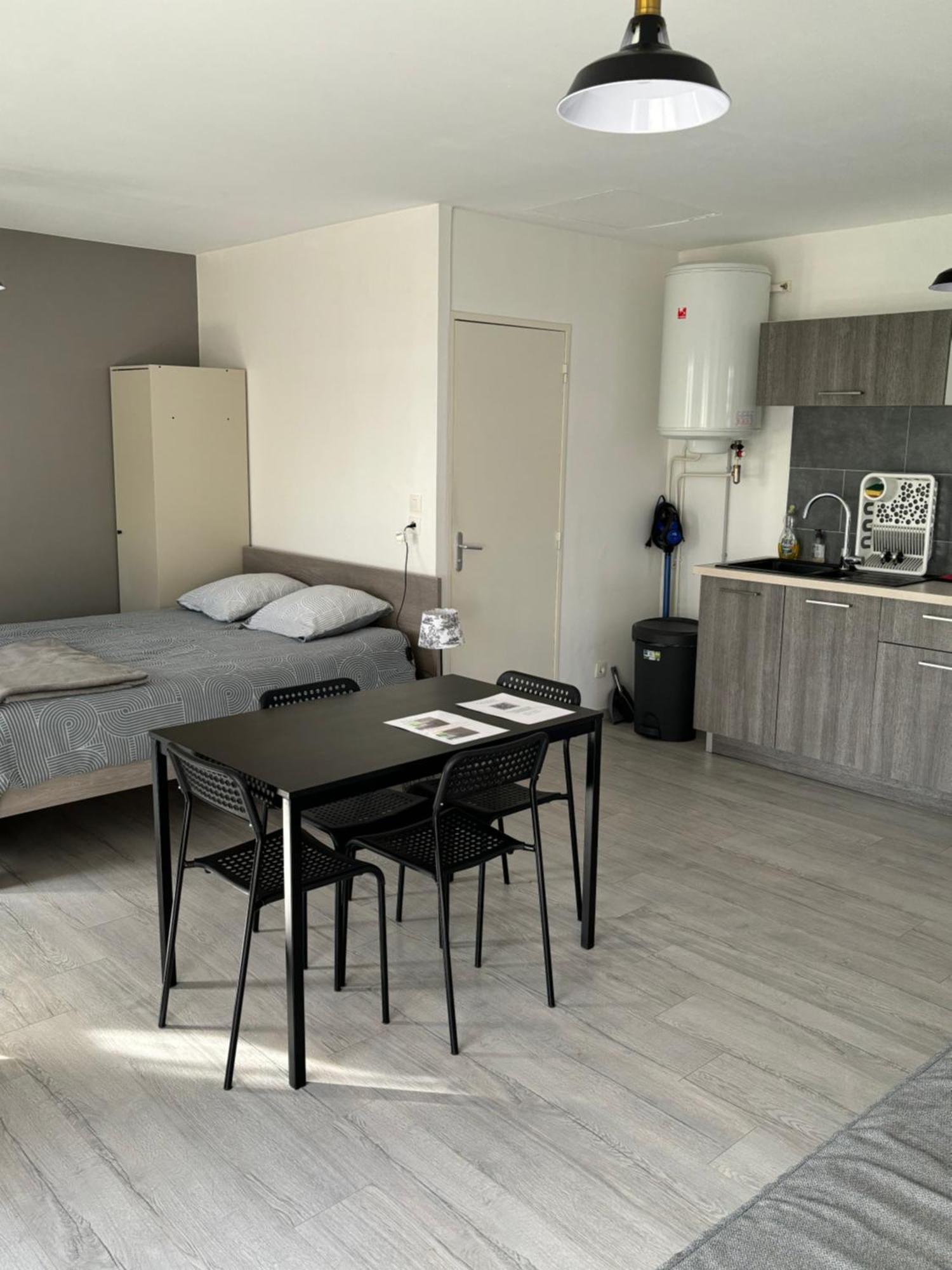 Studio Pivoine Avec Terrasse A Proximite De מץ מראה חיצוני תמונה